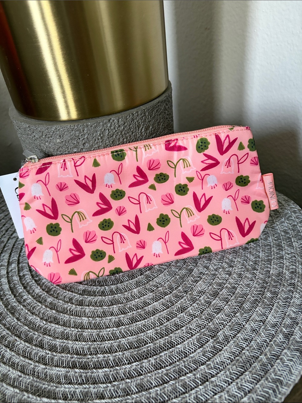 ❤️$3 NWT Clinique Floral Cosmetic Bag